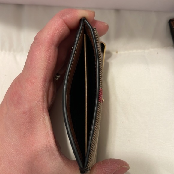 Burberry House Check and Leather Money Clip Card Case - Picture 8 of 14